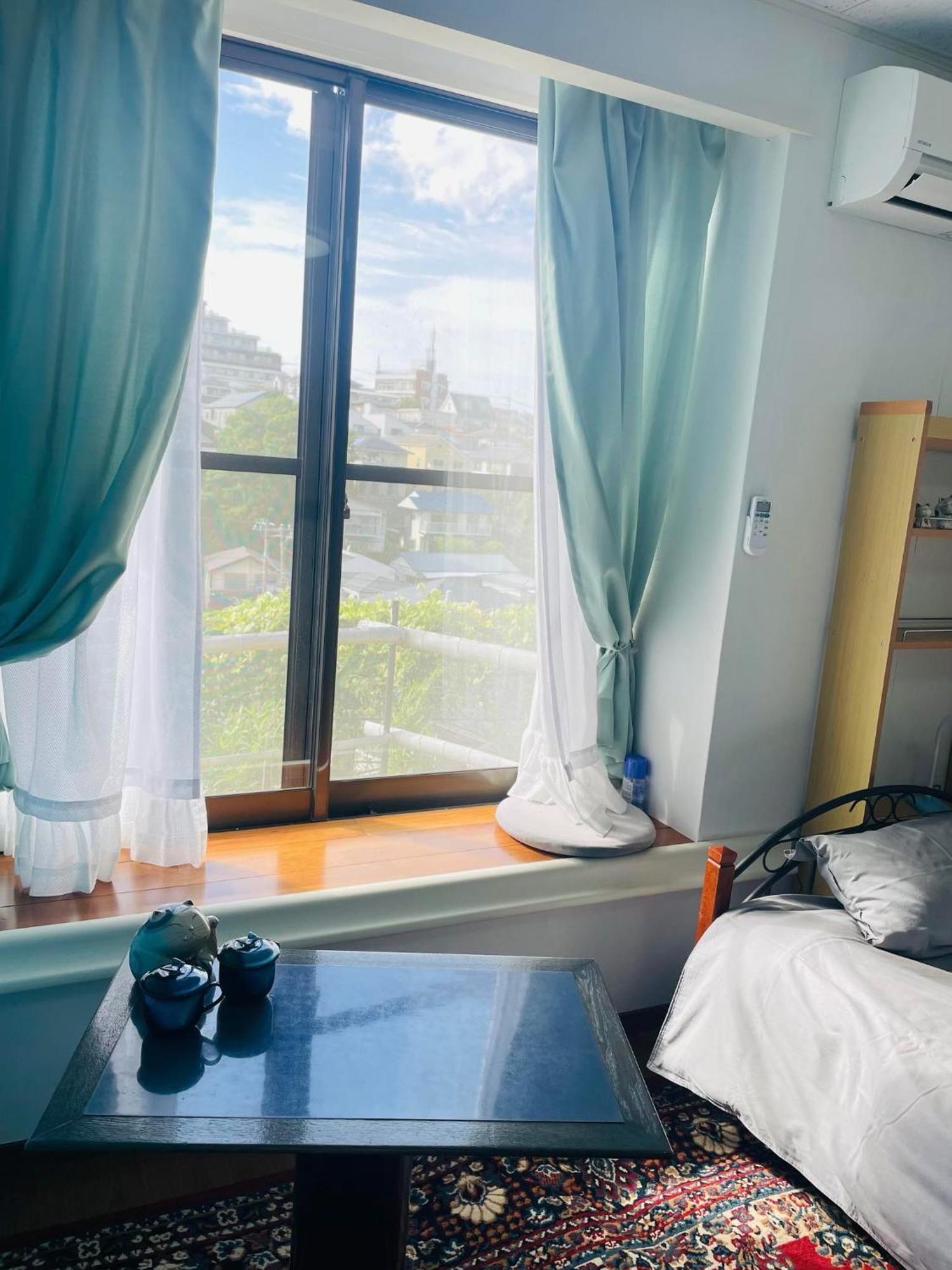 ソフィアハウス横浜 -女性専用シェアハウス- Sopfia House Yokohama For Women Only Shared House Hotel ภายนอก รูปภาพ